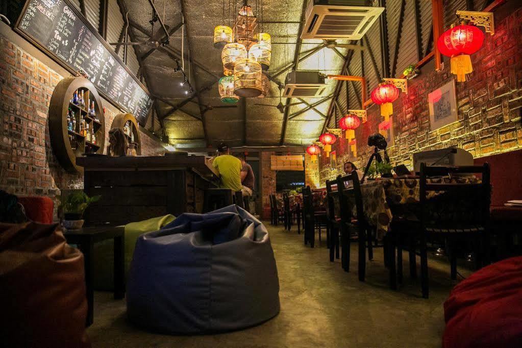 A Pousada Travel Hub Highstreet Kuala Lumpur Exterior foto